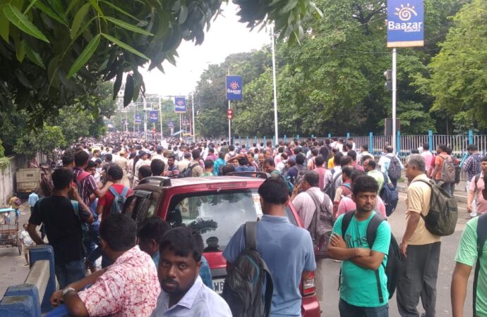 Road to Nabanna Turns Into Fortress: What Will CM Mamata Banerjee Do for Deserving SSC Candidates?